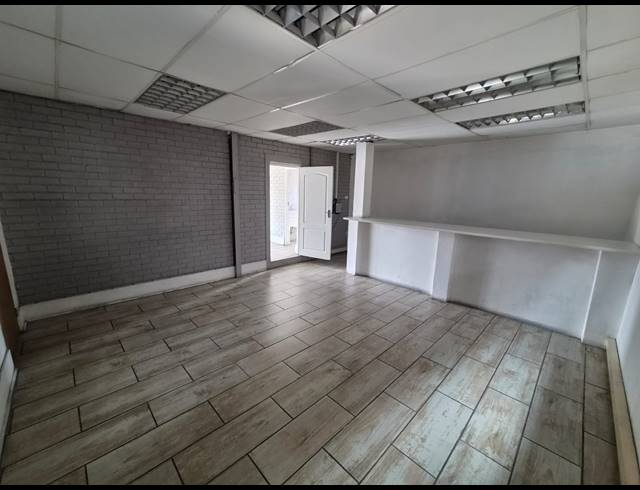 546M² WAREHOUSE TO LET IN WADEVILLE